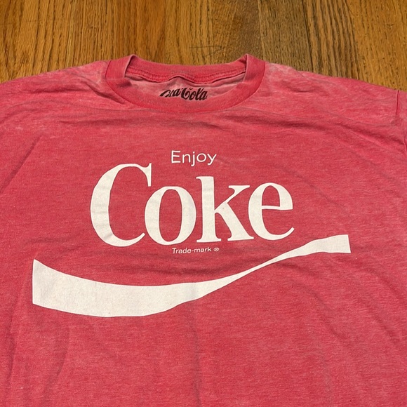 Coca Cola T shirt - Picture 3 of 5